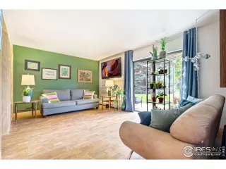 Photo #1: 924161 Listing