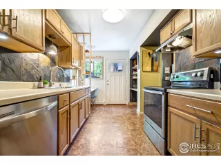 Photo #3: 924161 Listing