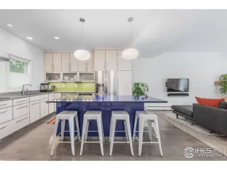 Photo #2: 924188 Listing 