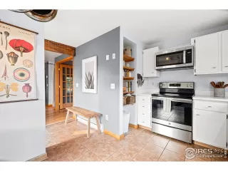 Photo #2: 924230 Listing