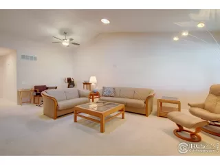 Photo #5: 924240 Listing