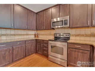 Photo #4: 924310 Listing