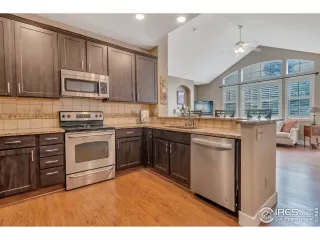 Photo #6: 924310 Listing