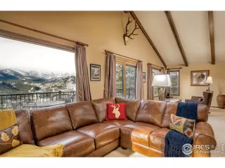 Photo #3: 924311 Listing