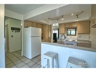 Photo #5: 924339 Listing 