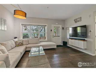 Photo #4: 924415 Listing 