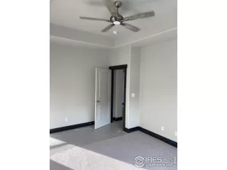 Photo #6: 924491 Listing