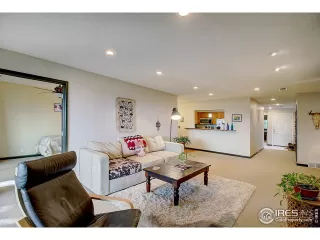 Photo #3: 924503 Listing