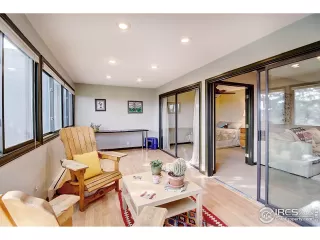 Photo #5: 924503 Listing