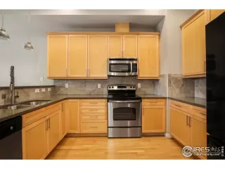 Photo #5: 924551 Listing 