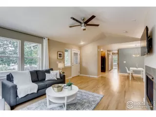 Photo #5: 924558 Listing