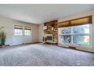 Photo #2: 924640 Listing