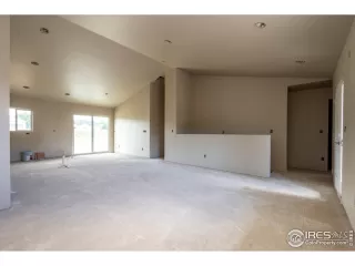 Photo #5: 924681 Listing