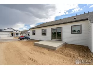 Photo #6: 924681 Listing