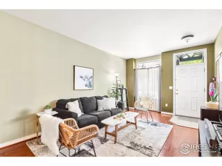 Photo #3: 924852 Listing