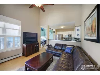 Photo #2: 924871 Listing