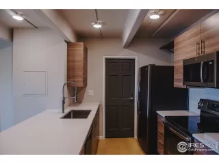 Photo #6: 924877 Listing