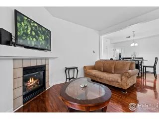 Photo #5: 924914 Listing