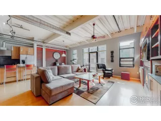 Photo #3: 924915 Listing