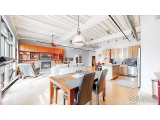 Photo #6: 924915 Listing