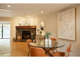 Photo #5: 924952 Listing