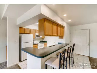 Photo #6: 924995 Listing