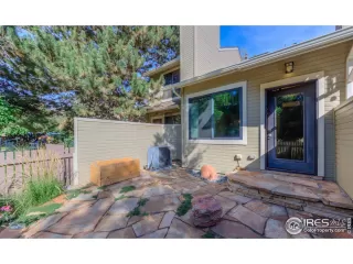 Photo #4: 925063 Listing 