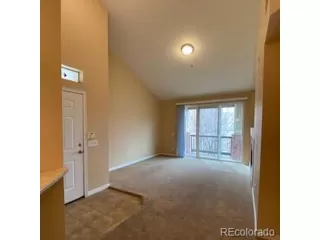 Photo #4: 9250707 Listing