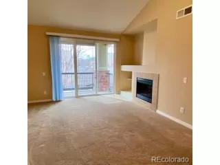 Photo #5: 9250707 Listing