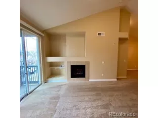 Photo #6: 9250707 Listing