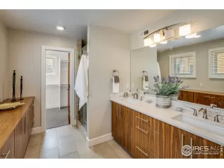 Photo #5: 925099 Listing 