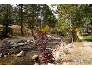 Photo #2: 925147 Listing