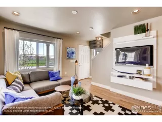 Photo #6: 925262 Listing