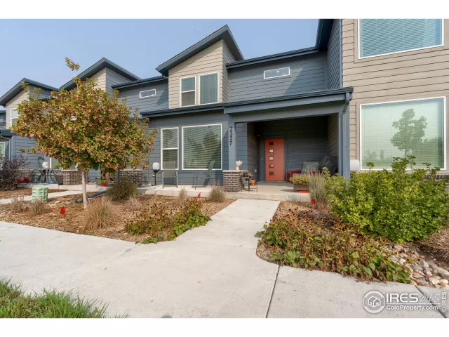 MLS: 925264 Condo For Sale