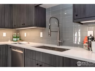 Photo #4: 925272 Listing