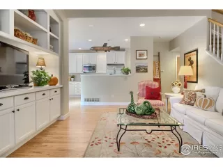 Photo #6: 925319 Listing