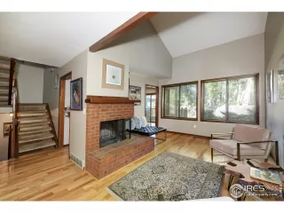 Photo #3: 925410 Listing 