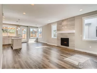 Photo #2: 925412 Listing 