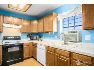 Photo #5: 925420 Listing 