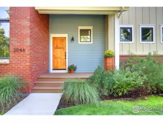 Photo #2: 925521 Listing