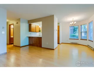 Photo #4: 925529 Listing