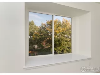 Photo #4: 925539 Listing