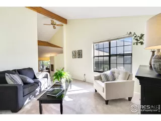 Photo #2: 925592 Listing