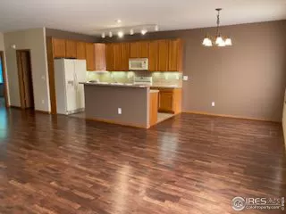 Photo #4: 925664 Listing