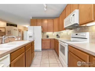 Photo #5: 925664 Listing