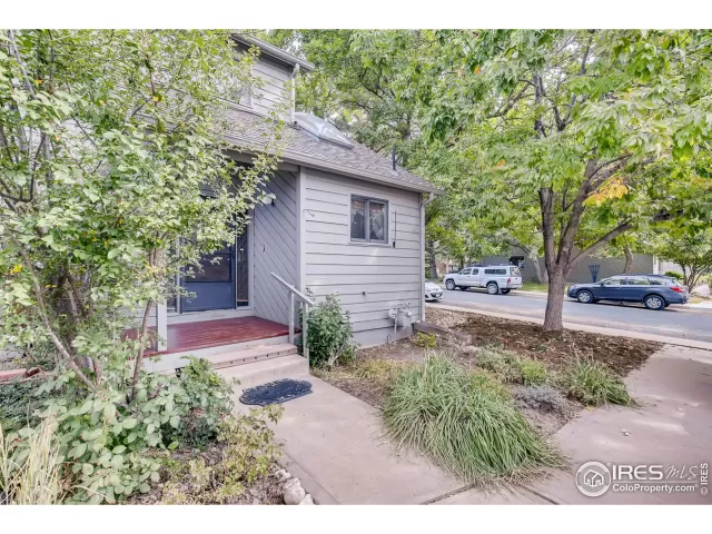 MLS: 925676 Condo For Sale