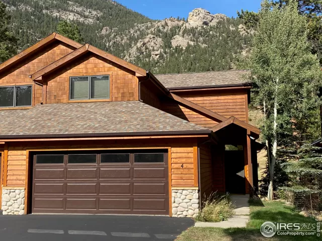 MLS: 925679 Condo For Sale