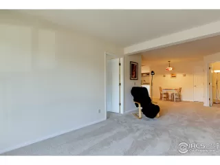 Photo #2: 925697 Listing