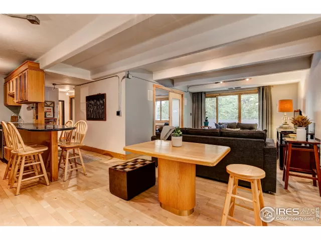 MLS: 925720 Condo For Sale