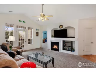 Photo #6: 925734 Listing